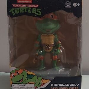 Teenage Mutant Ninja Turtles Michelangelo 6-inch Orange & Green Bobblehead